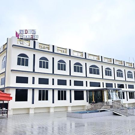 Vedika Garden Hotel Āmbavna Exterior photo