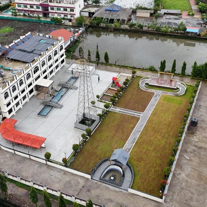 Vedika Garden Hotel Āmbavna Exterior photo